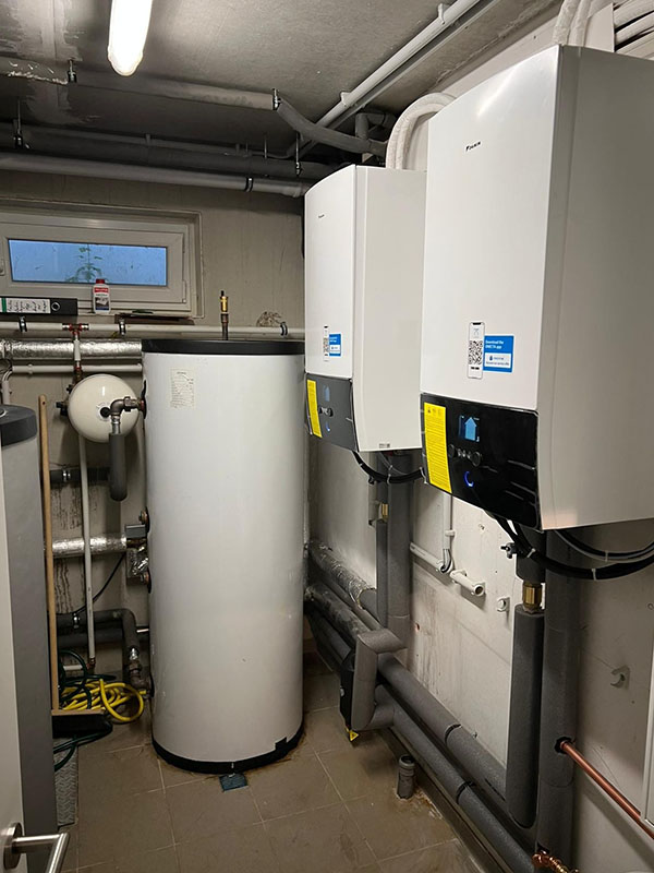 Eine Wärmepumpe die von der Götz & Klinger GmbH aus Duisburg installiert wurde